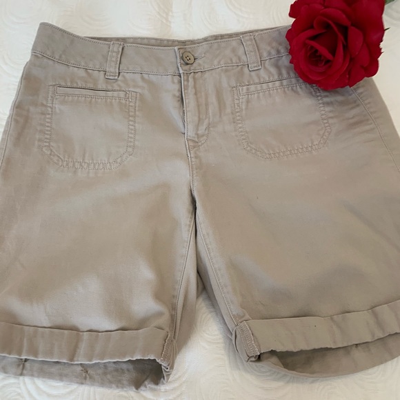 Loft Linen Shorts - Picture 4 of 4